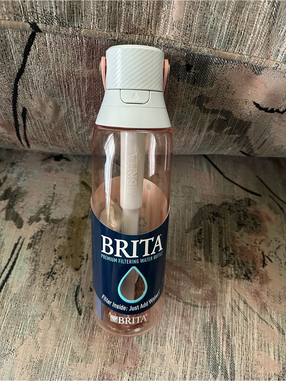 BRITA Premium Filtering Water Bottle - Pink